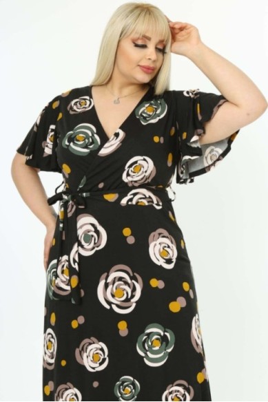 Raštuota suknelė su trikampe iškirpte