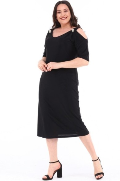 Elegantiška juoda suknelė su sagtimis