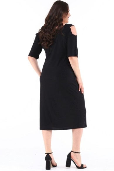 Elegantiška juoda suknelė su sagtimis