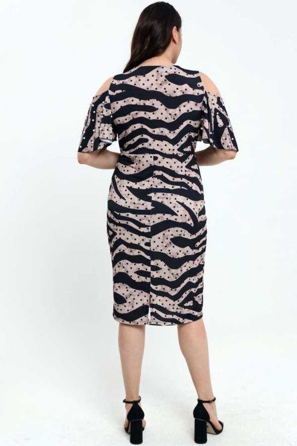 Smėlio spalvos suknelė su dirbtiniais perlais