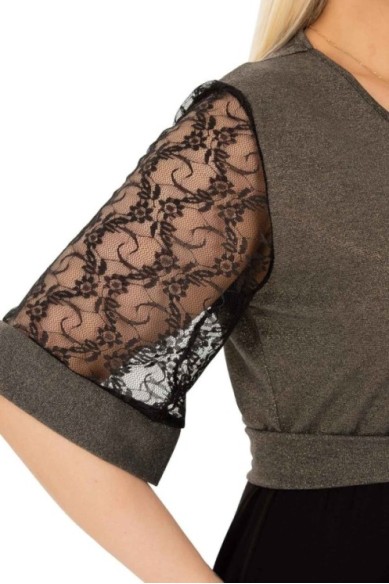 Suknelė su nėrinių rankovėmis