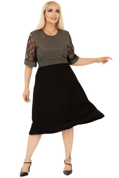 Suknelė su nėrinių rankovėmis