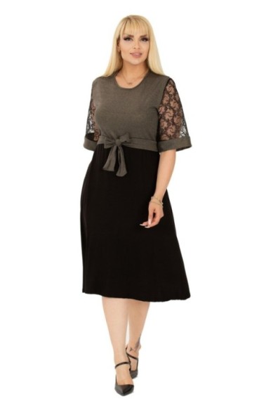 Suknelė su nėrinių rankovėmis