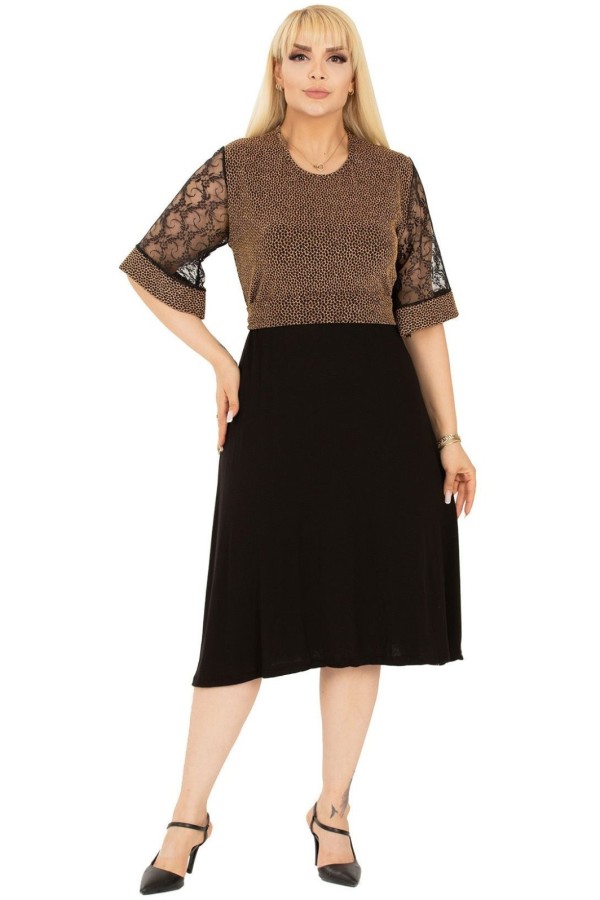 Puošni suknelė trumpomis rankovėmis