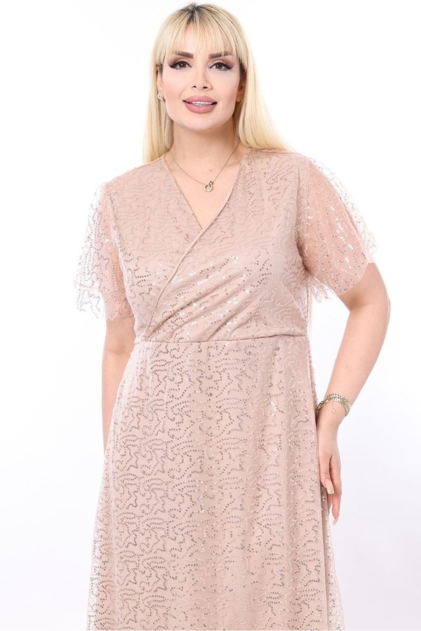 Ilga smėlio spalvos suknelė su žvyneliais
