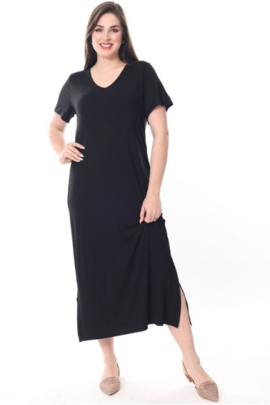 Juoda ilga suknelė su skeltukais