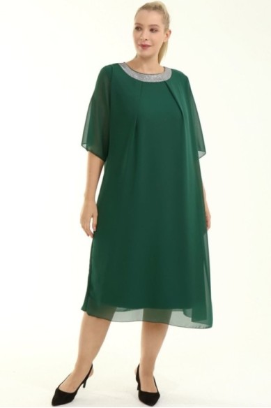 Puošni žalios spalvos suknelė apkūnioms