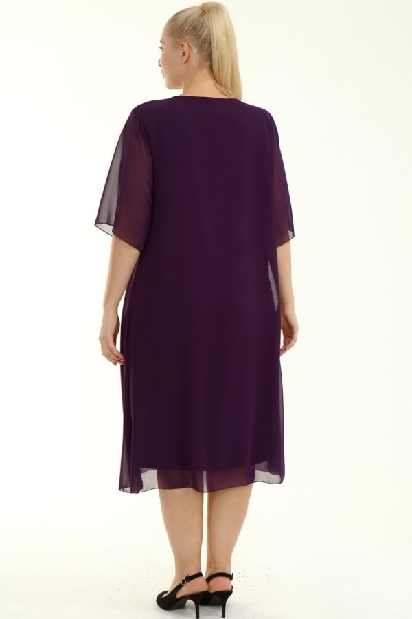 Elegantiška didesnių dydžių suknelė