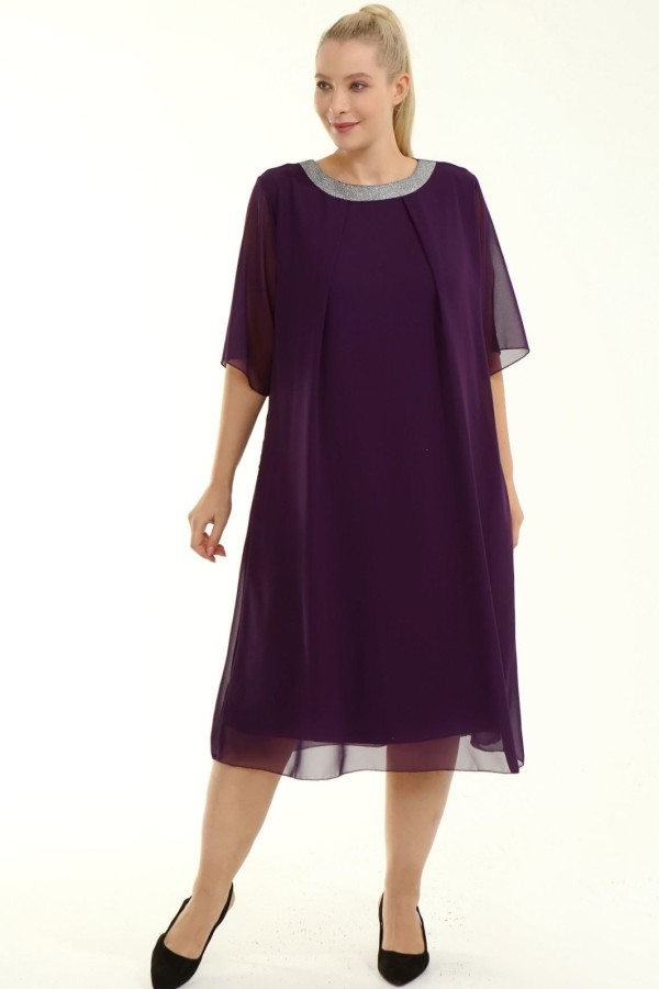 Elegantiška didesnių dydžių suknelė