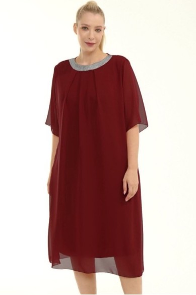 Laisvo stiliaus suknelė apkūnioms