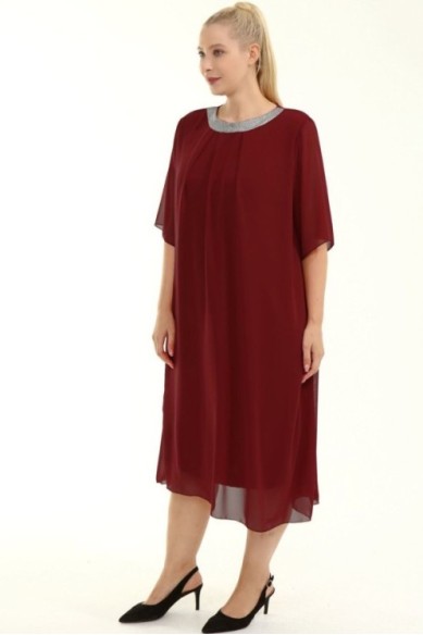 Laisvo stiliaus suknelė apkūnioms