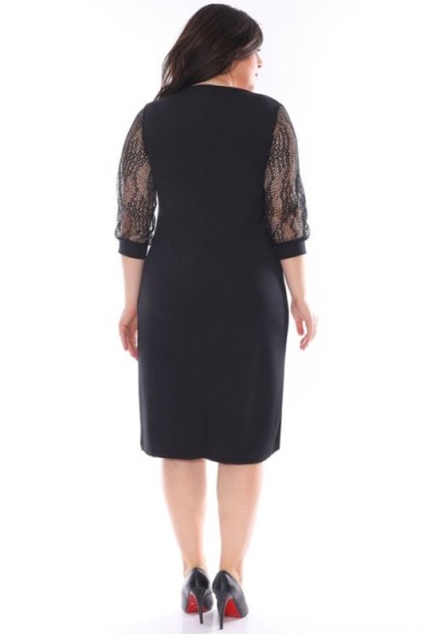 Graži juoda suknelė