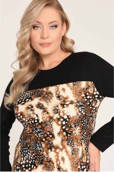 Klasikinė suknelė ilgomis rankovėmis