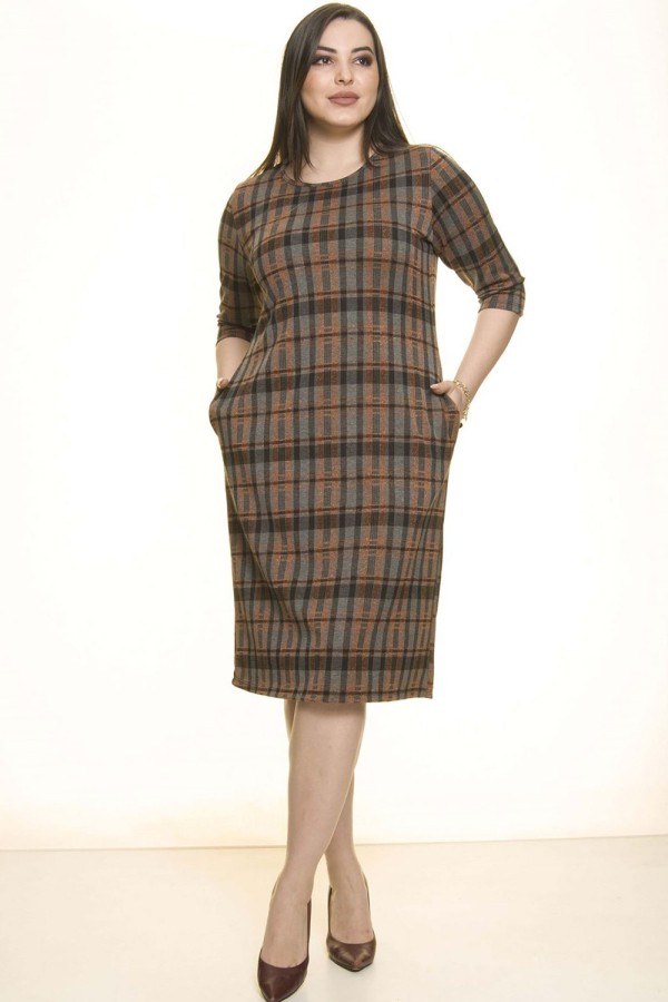 Languota klasikinio stiliaus suknelė su kišenėmis