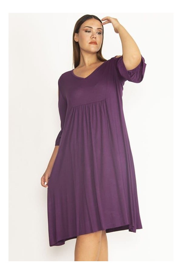 Violetinė varpelio formos suknelė