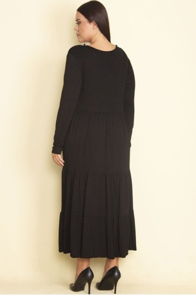 Juoda maxi suknelė ilgomis rankovėmis