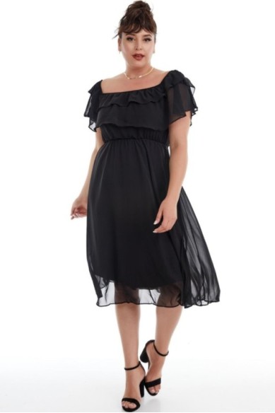 Juoda ispaniško tipo suknelė su dirželiu