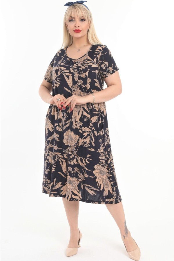 Platėjanti suknelė su kišenėmis