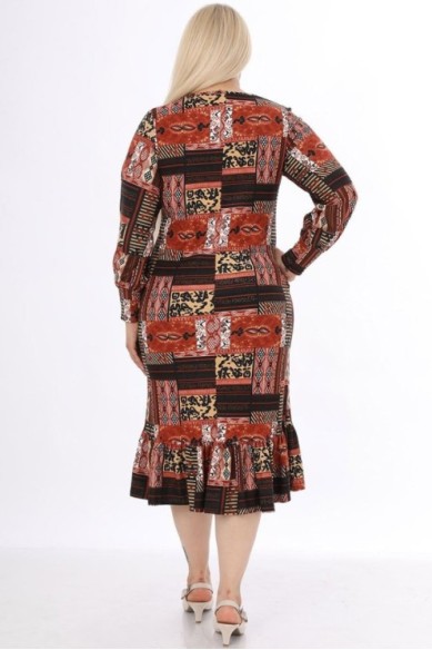 Švelni raštuota suknelė