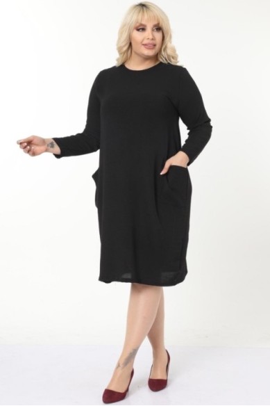 Juodos spalvos suknelė su kišenėmis