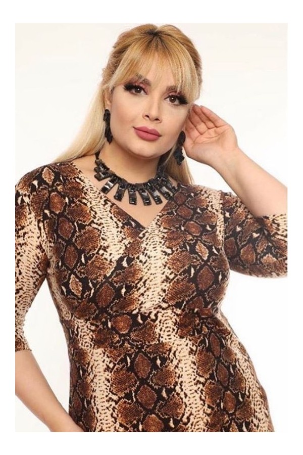 Gyvatės odos rašto suknelė