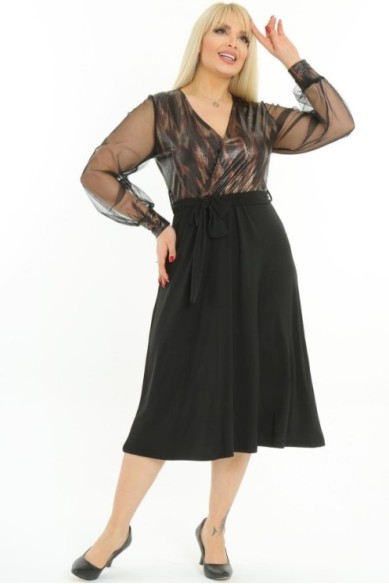 Elegantiška suknelė su dirželiu