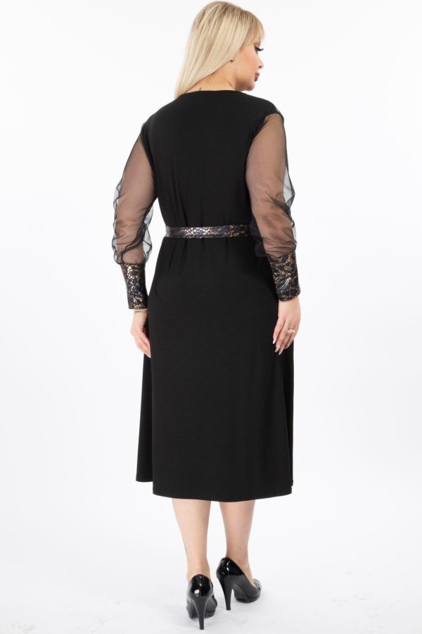 Suknelė su dirželiu