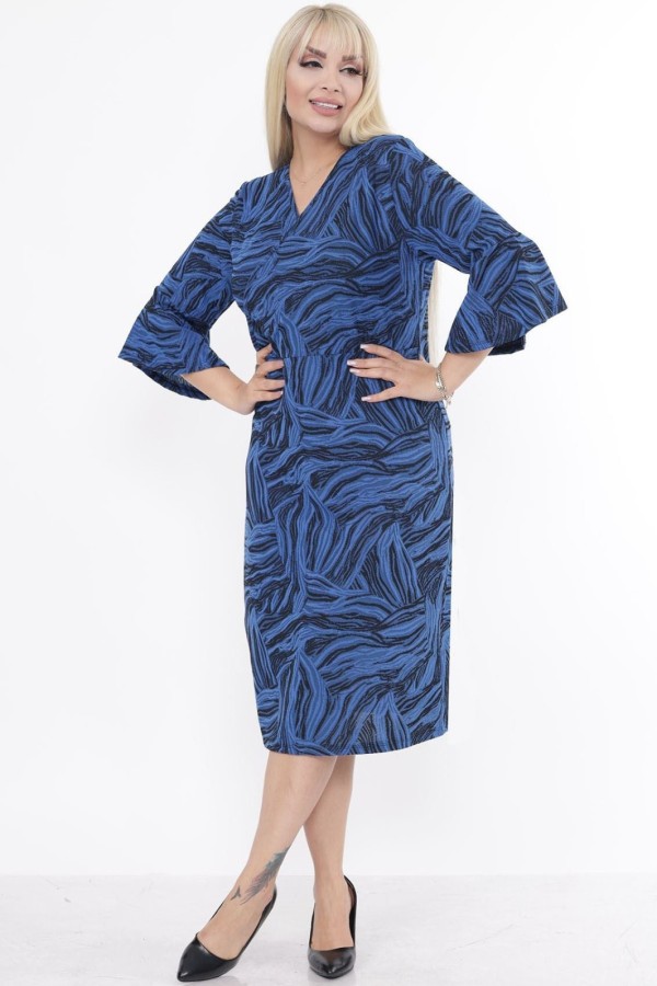 Mėlyna raštuota suknelė