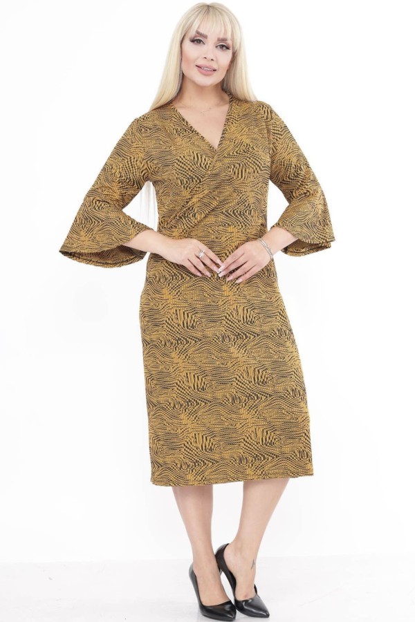 Marga geltona suknelė