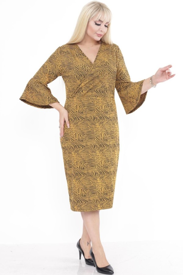 Marga geltona suknelė